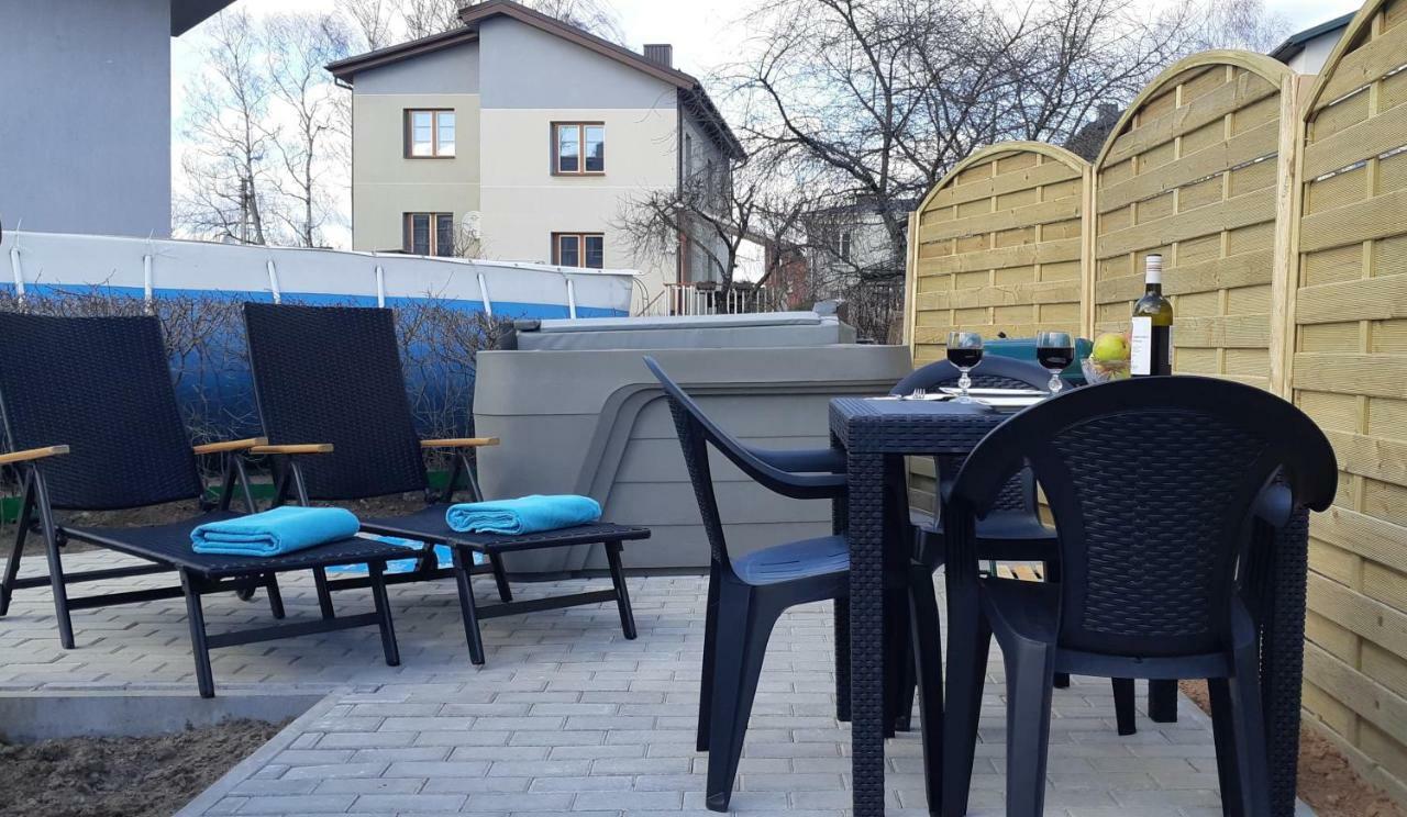 Apartments With Outdoor Spa Jacuzzi And Sauna Wilna Exterior foto