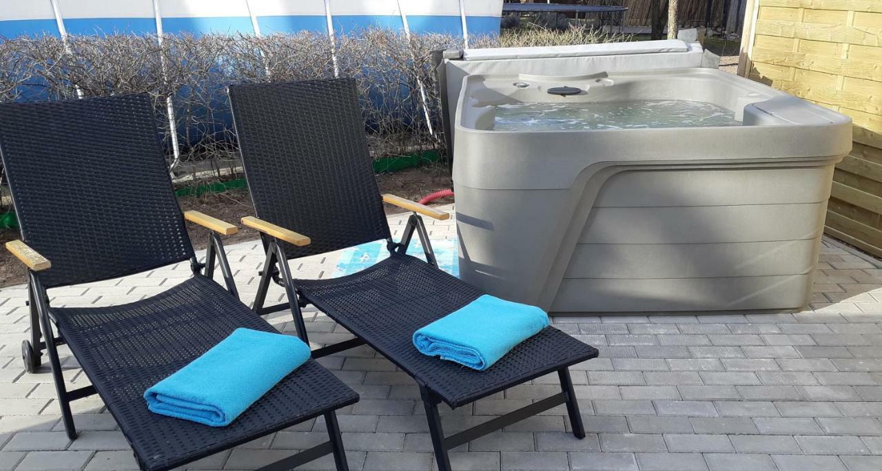 Apartments With Outdoor Spa Jacuzzi And Sauna Wilna Exterior foto